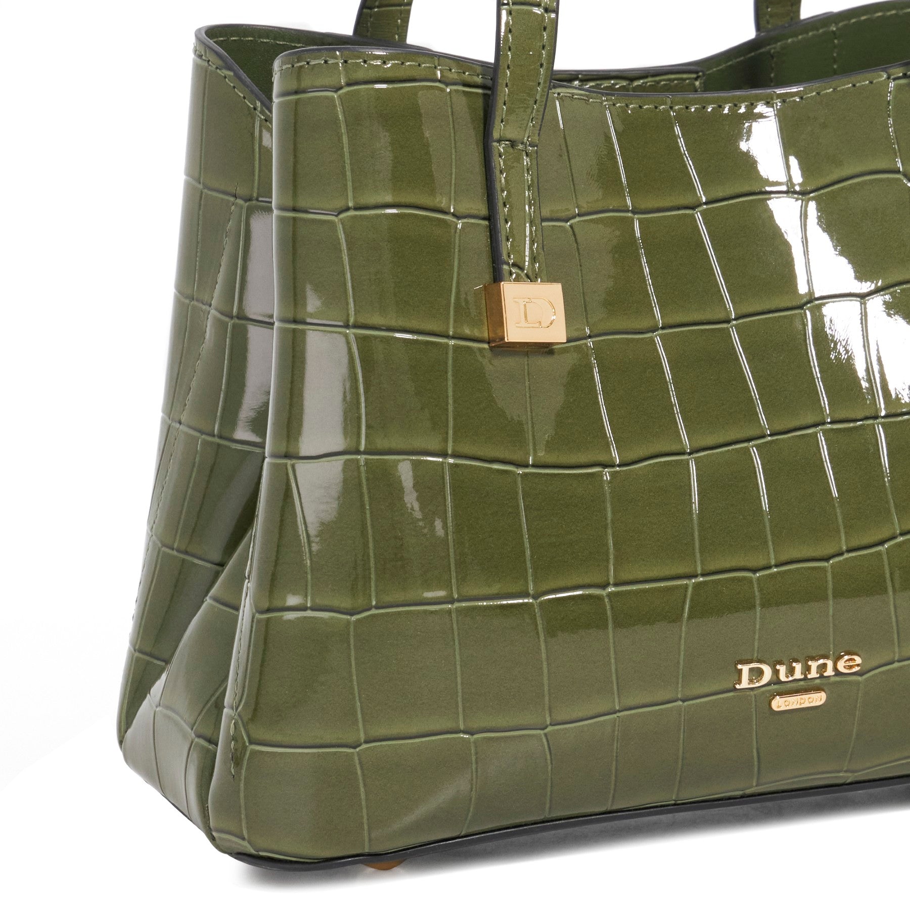 DOMINANTLY - GREEN