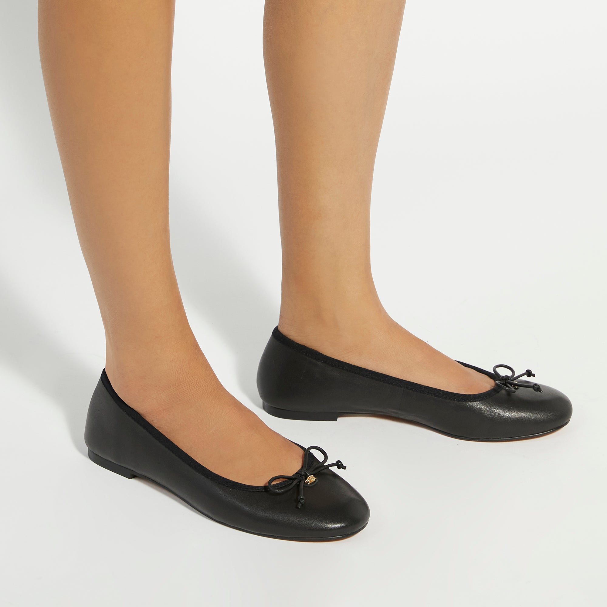 HELENNE - BLACK